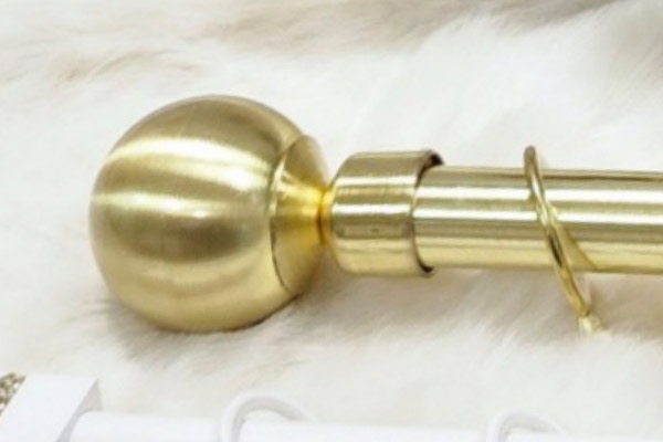 stainless-curtain-rods